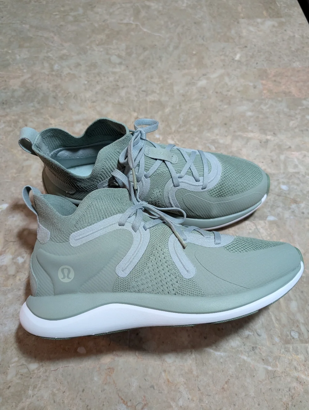 Lululemon Chargefeel 2 Mid Workout Shoes Lime White Women's Size 9 No Box - Picture 9 of 12
